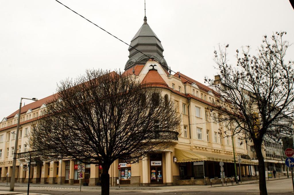 Hotel Dorottya Kaposvar Exterior photo