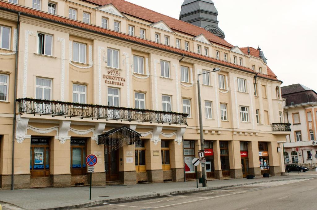 Hotel Dorottya Kaposvar Exterior photo